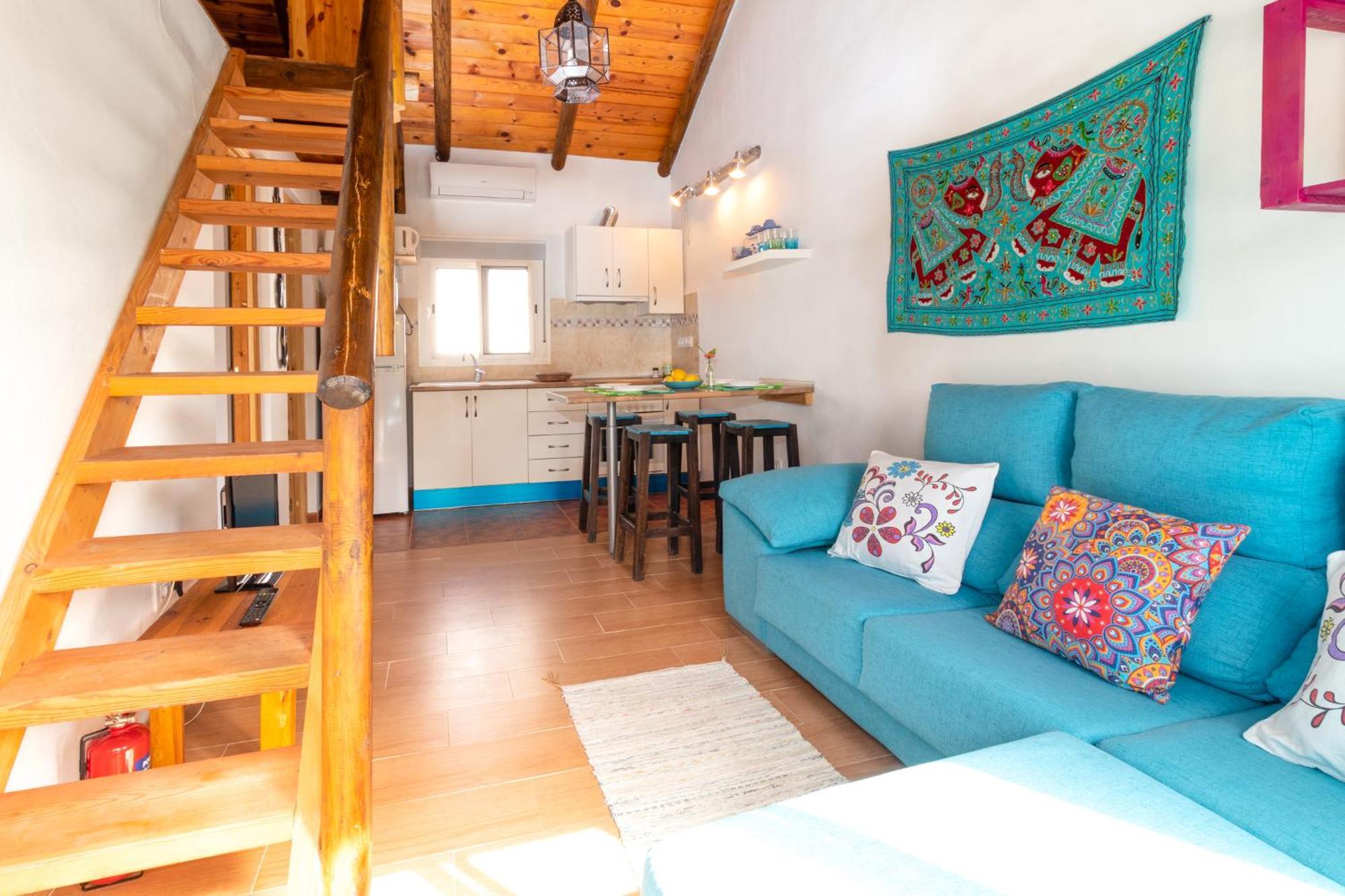 Karma House Guest House กาซาเรส ภายนอก รูปภาพ